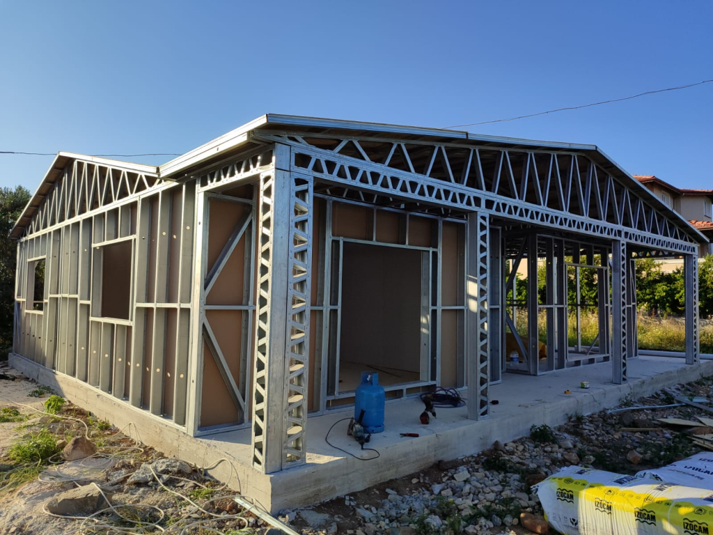 How to Choose Between Concrete and Light Steel for Your Next Project How to Choose Between Concrete and Light Steel for Your Next Project